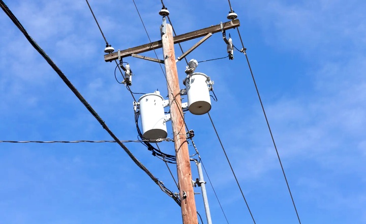 temporary power supply project using aerial bundled cable
